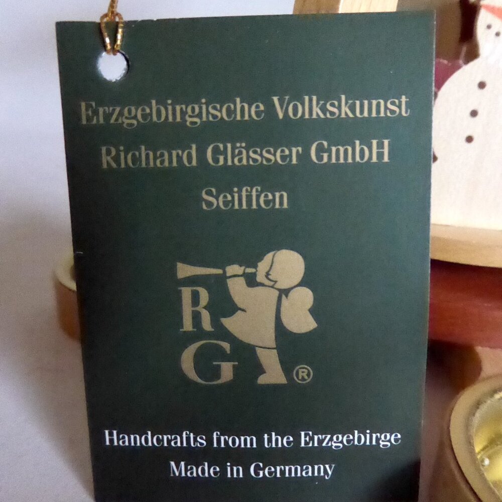 NEW 11” ERZGEBIRGISCHE VOLKSKUNST RICHARD GLASSER WOOD CHRISTMAS PYRAMID SNOWMAN - Picture 13 of 14